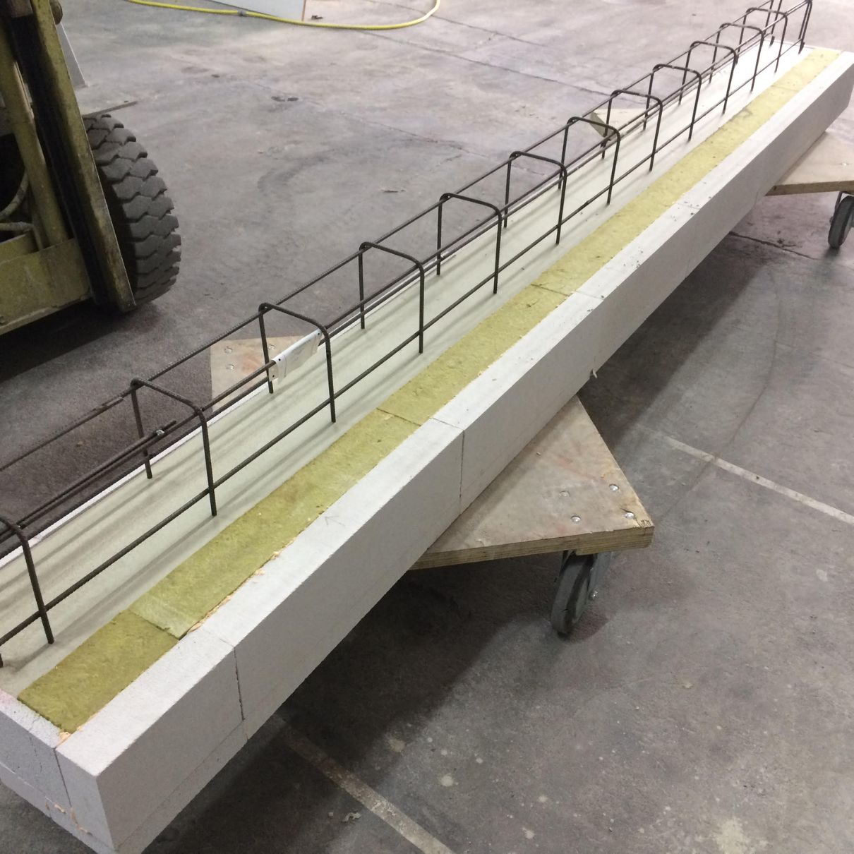 U-Schaal 240mm Cellenbeton